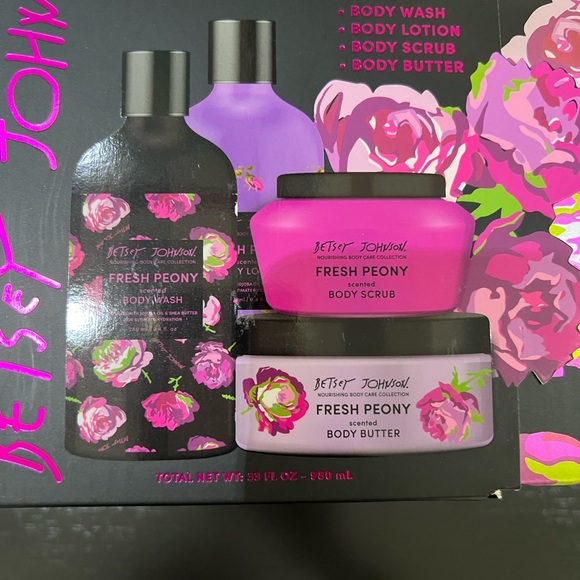 BETSEY JOHNSON NWT FRESH PEONY 4 pc BODY CARE SET - Picture 6 of 8